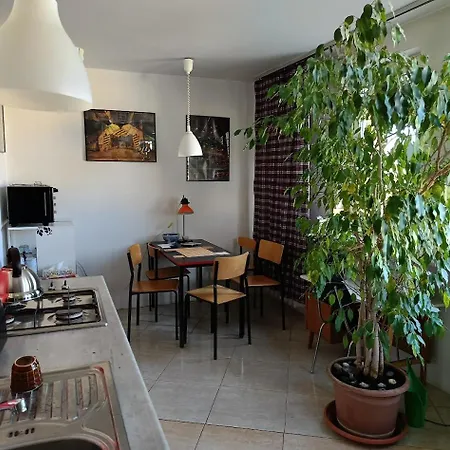 W Nowym Centrum Lodzi, Parking Apartment *