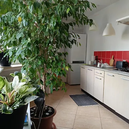W Nowym Centrum Lodzi, Parking Apartment